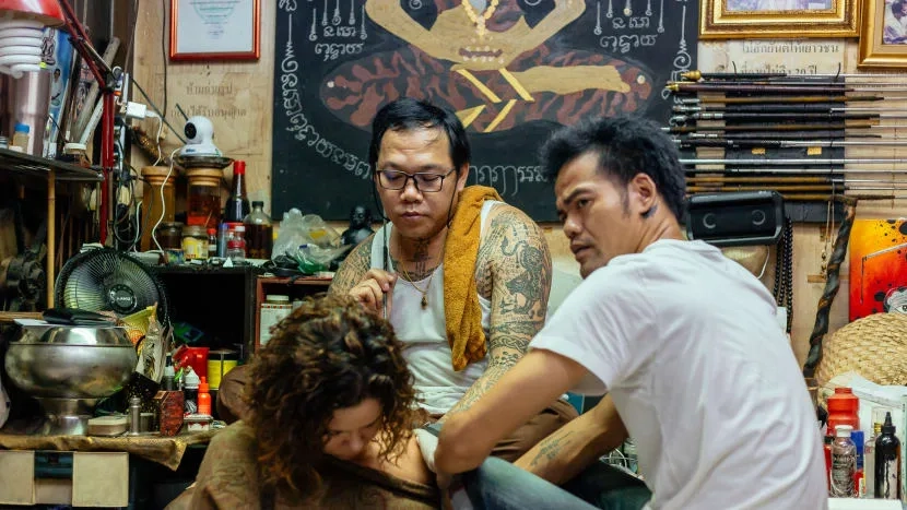 Every city has two stories. Bangkok taught me to look. The Samnak taught me to see the other one. 5